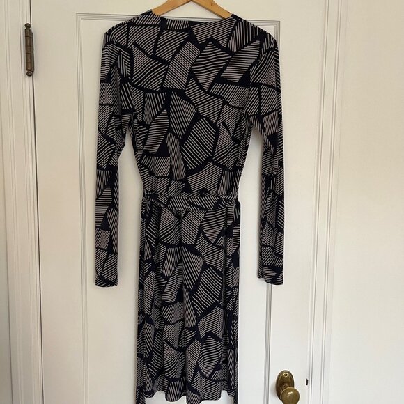 NWT Veronica M Faux Wrap Dress | Size XS - Picture 5 of 7
